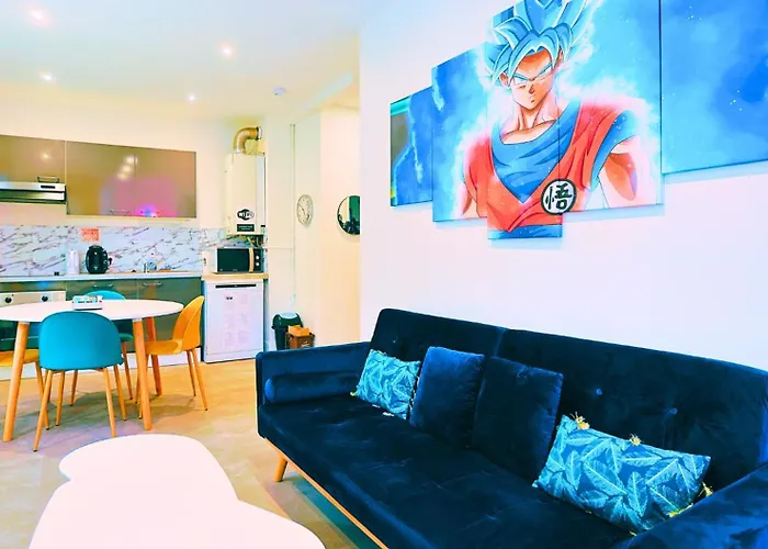 Ideal Pour Professionnels & Familles - Travail & Loisirs - Borne Arcade - Billard - Jeux Video - Wi-Fi Fibre - Netflix & Disney Plus - Experience Unique - Jeu Bonus Offert !